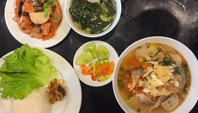 Cơm chay Giác Đức (Ảnh: Internet)