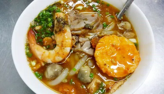 Bánh Canh Cua Hoàng Lan