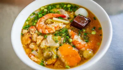 Bánh Canh Cua Út Lệ