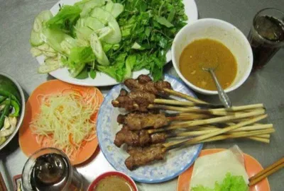 Bún thịt nướng Bà Trai (Ảnh: Internet)