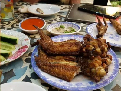 Chân Gà Nướng Hai Còi - Delicious BBQ Chicken (Ảnh: Internet) Chân Gà Nướng Hai Còi - Delicious BBQ Chicken (Ảnh: Internet)