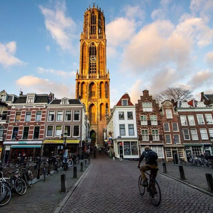 Quảng trường Cathedral, Utrecht - Nguồn: Internet Quảng trường Cathedral, Utrecht - Nguồn: Internet