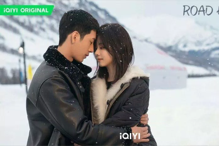 Mối tình ngọt ngào cũng nhiều thuỷ tinh của Quy Hiểu và Lộ Viêm Thần. Nguồn: iQIYI