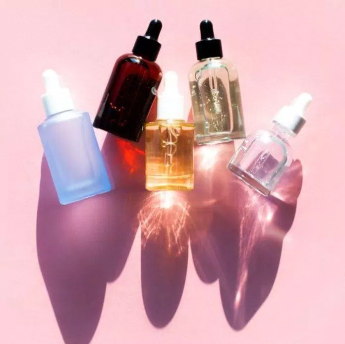 Serum trị mụn (Ảnh: Internet) Serum trị mụn (Ảnh: Internet)