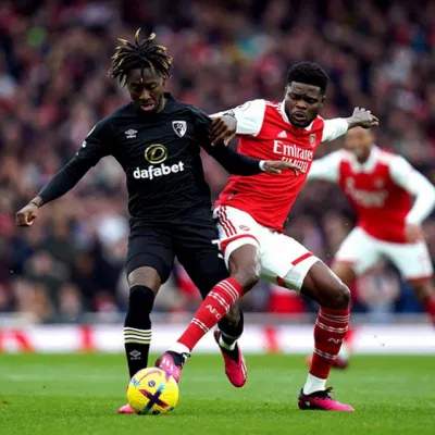 Thomas Partey cùng các đồng đội làm chủ hoàn toàn khu vực trung tuyến (Ảnh: Internet) Thomas Partey cùng các đồng đội làm chủ hoàn toàn khu vực trung tuyến (Ảnh: Internet)
