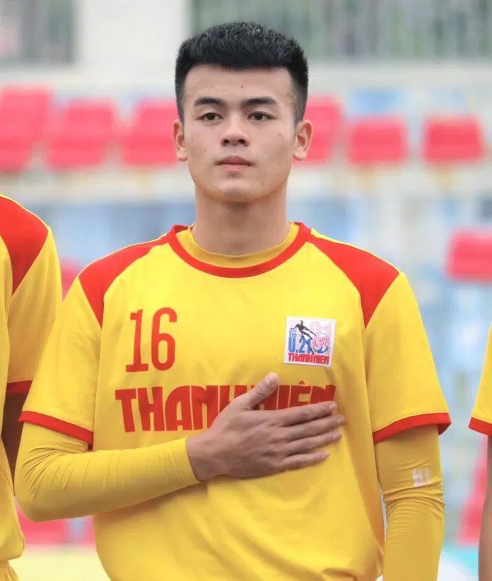 Thuộc biên chế CLB Đông Á Thanh Hóa, Hà Châu Phi đã gây ấn tượng ở các cấp độ U19 và U21 ở giải quốc gia (Ảnh: Internet) Thuộc biên chế CLB Đông Á Thanh Hóa, Hà Châu Phi đã gây ấn tượng ở các cấp độ U19 và U21 ở giải quốc gia (Ảnh: Internet)