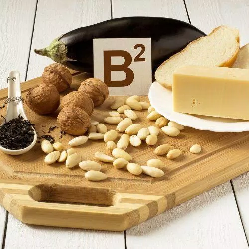 Vitamin B có thể tan trong nước nên có thể uống khi đói. Nguồn: internet Vitamin B có thể tan trong nước nên có thể uống khi đói. Nguồn: internet