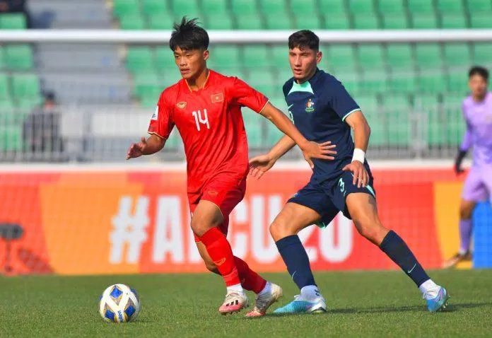 Nguyễn Quốc Việt có được 2 bàn thắng ở VCK U20 châu Á năm nay (Ảnh: Internet) Nguyễn Quốc Việt có được 2 bàn thắng ở VCK U20 châu Á năm nay (Ảnh: Internet)