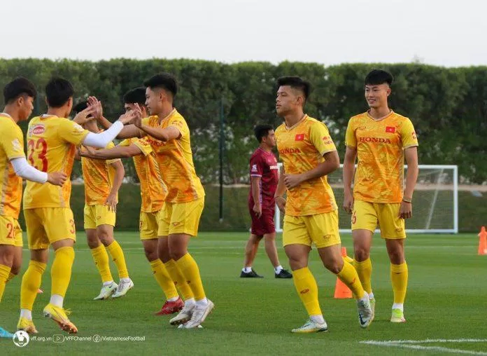 Theo kết quả bốc thăm, đội tuyển U23 Việt Nam sẽ lần lượt gặp U23 Iraq (22-3) và U23 UAE (25-3) (Ảnh: Internet) Theo kết quả bốc thăm, đội tuyển U23 Việt Nam sẽ lần lượt gặp U23 Iraq (22-3) và U23 UAE (25-3) (Ảnh: Internet)