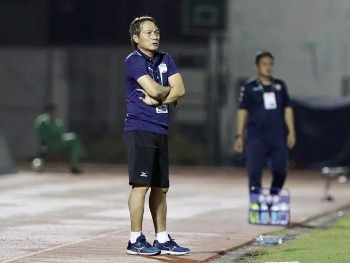 Ban lãnh đạo đội bóng đã chia tay HLV Nguyễn Trung Kiên và bổ nhiệm HLV Nguyễn Văn Đàn - người từng có nhiều năm làm huấn luyện tại HAGL và từng làm trợ lý cho HLV Park Hang-seo ở U23 Việt Nam (Ảnh: Internet)