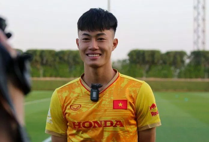 Văn Trường: "Tôi sẽ cố gắng thể hiện tốt trong màu áo U23 Việt Nam" (Ảnh: Internet)