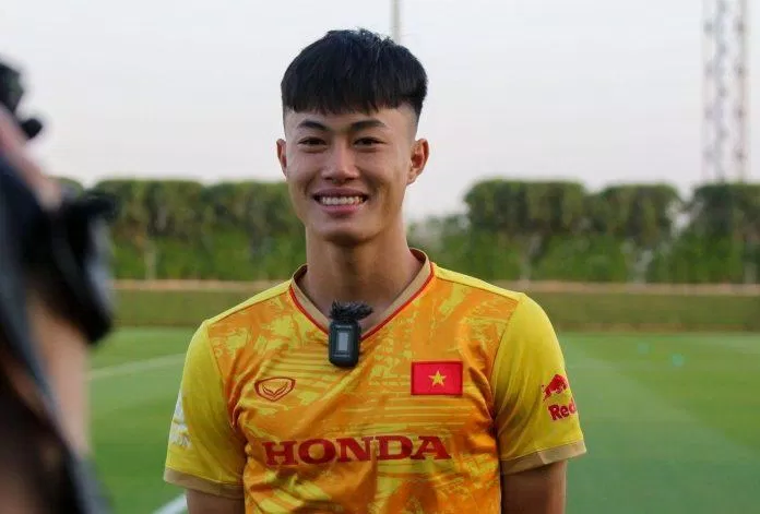 Văn Trường: "Tôi sẽ cố gắng thể hiện tốt trong màu áo U23 Việt Nam" (Ảnh: Internet) Văn Trường: "Tôi sẽ cố gắng thể hiện tốt trong màu áo U23 Việt Nam" (Ảnh: Internet)