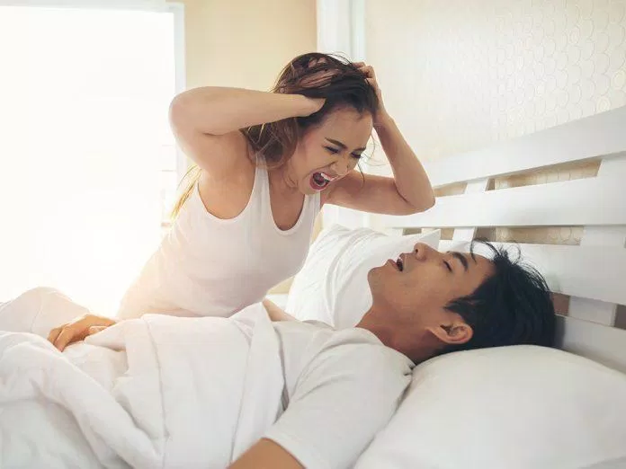 Điều chỉnh tư thế ngủ (Nguồn: Internet) Điều chỉnh tư thế ngủ (Nguồn: Internet)