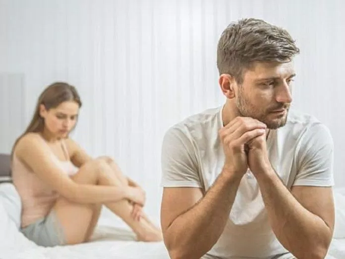 Việc bạn giảm ham muốn khi bước sang tuổi 40 vừa là do tâm lý vừa là do nội tiết tố (Nguồn: Internet).