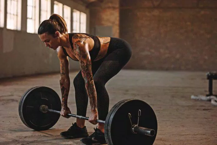 Bạn nên thực hiện đúng kỹ thuật trước khi nâng cao các bài tập về Deadlift (Ảnh: Internet) Bạn nên thực hiện đúng kỹ thuật trước khi nâng cao các bài tập về Deadlift (Ảnh: Internet)
