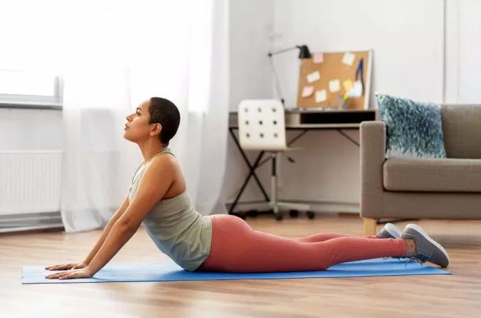 Cobra Pose - Tư thế rắn hổ mang (Ảnh: Internet) Cobra Pose - Tư thế rắn hổ mang (Ảnh: Internet)