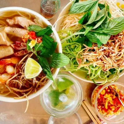 Bún nước lèo Sóc Trăng (Ảnh: Internet)