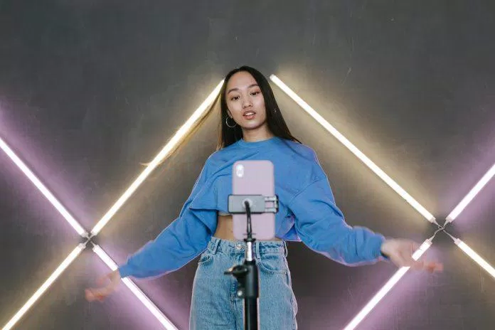 TikTok trở thành bàn đạp lớn cho xu hướng “de-influencing” tại châu Á (Ảnh: Internet) TikTok trở thành bàn đạp lớn cho xu hướng “de-influencing” tại châu Á (Ảnh: Internet)