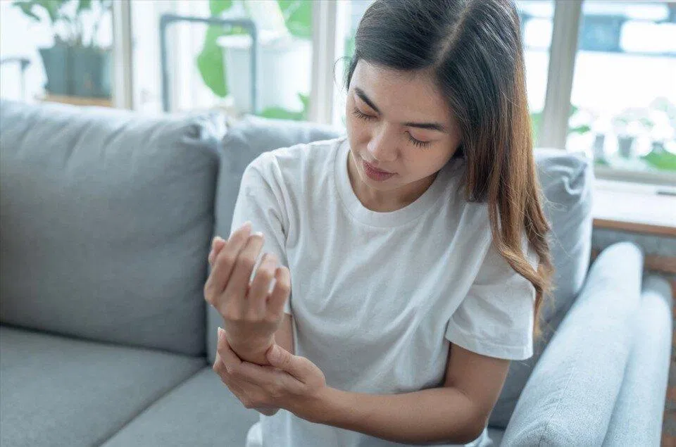 Canxi và vitamin D có thể giúp ngăn ngừa quá trình thoái hóa xương quá mức. (Nguồn: Internet).