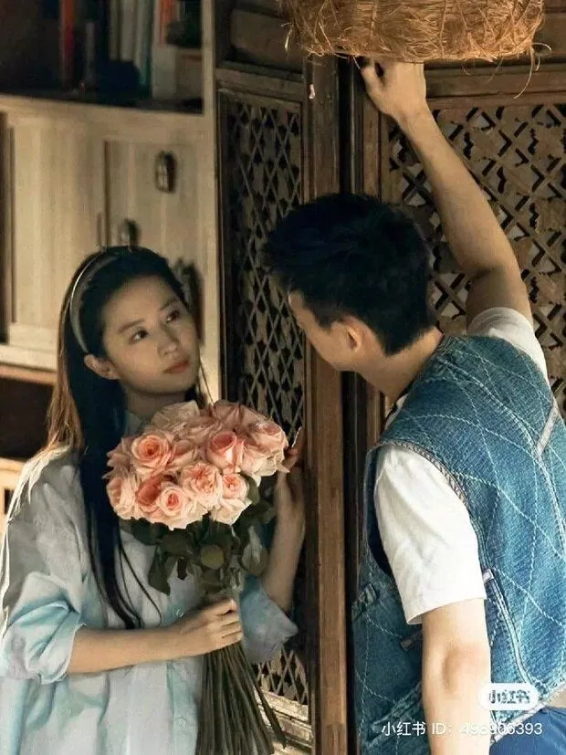 Bức ảnh cực hot của Lưu Diệc Phi và Lý Hiện trong bộ phim ( ảnh: internet).