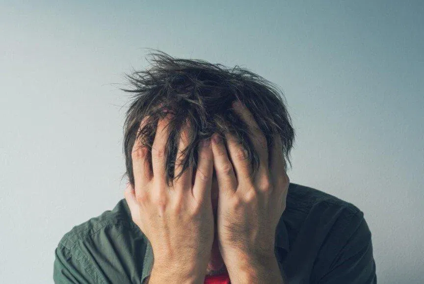 Nam giới trên 40 tuổi thường có khả năng sinh sản kém hơn so với những người trẻ hơn (Nguồn: Internet).