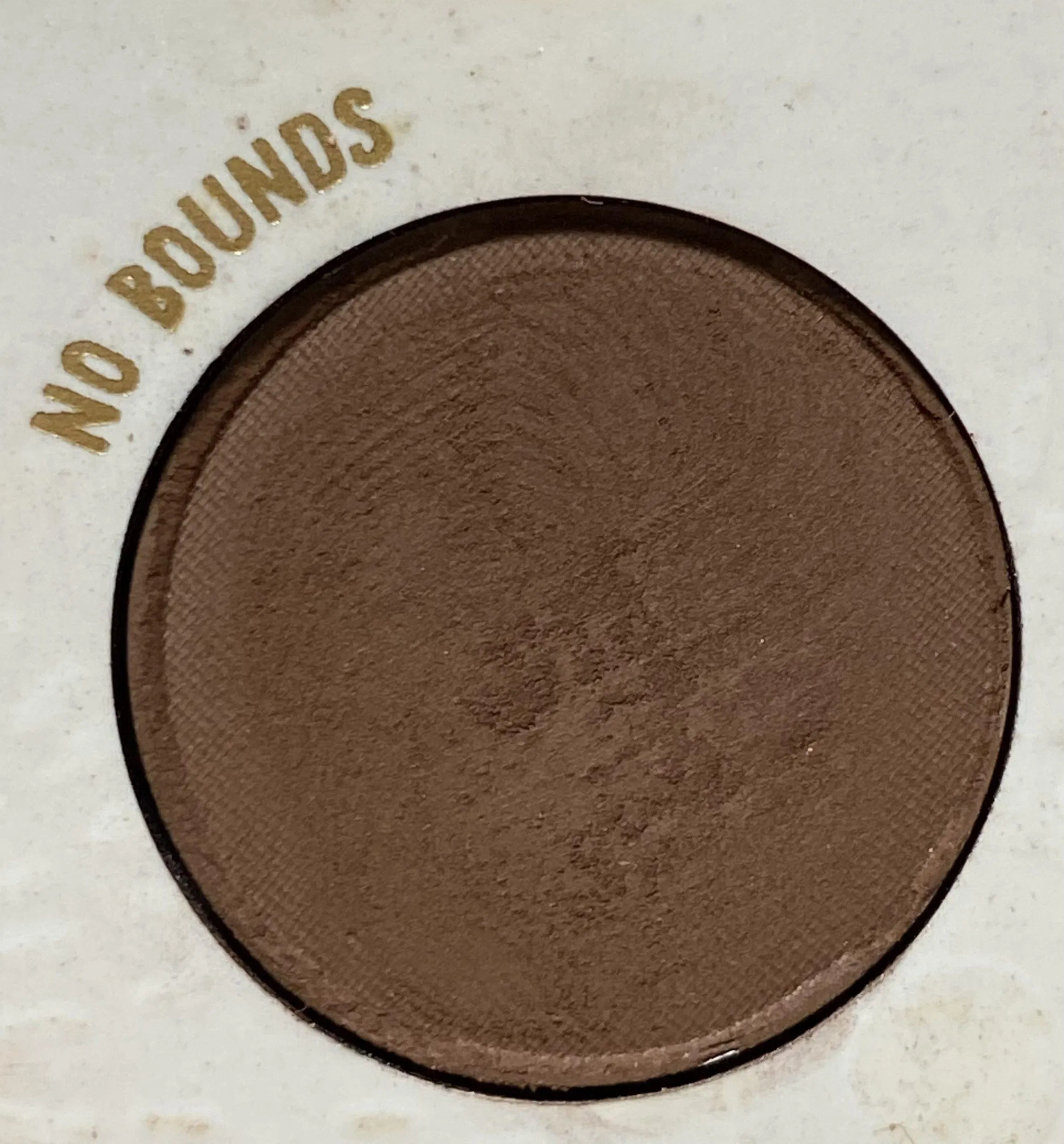 Màu No Bounds Colourpop Wild Nothing Eyeshadow Palette (nguồn: Minh Như)