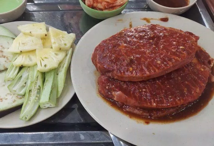 Bò nướng tảng của quán. (Ảnh: Internet)