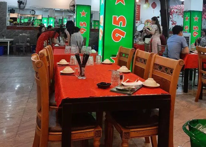 Không gian bên trong của quán. (Ảnh: Internet)