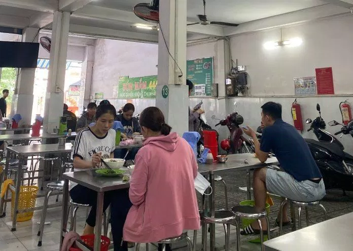 Không gian bên trong của quán. (Ảnh: Internet)
