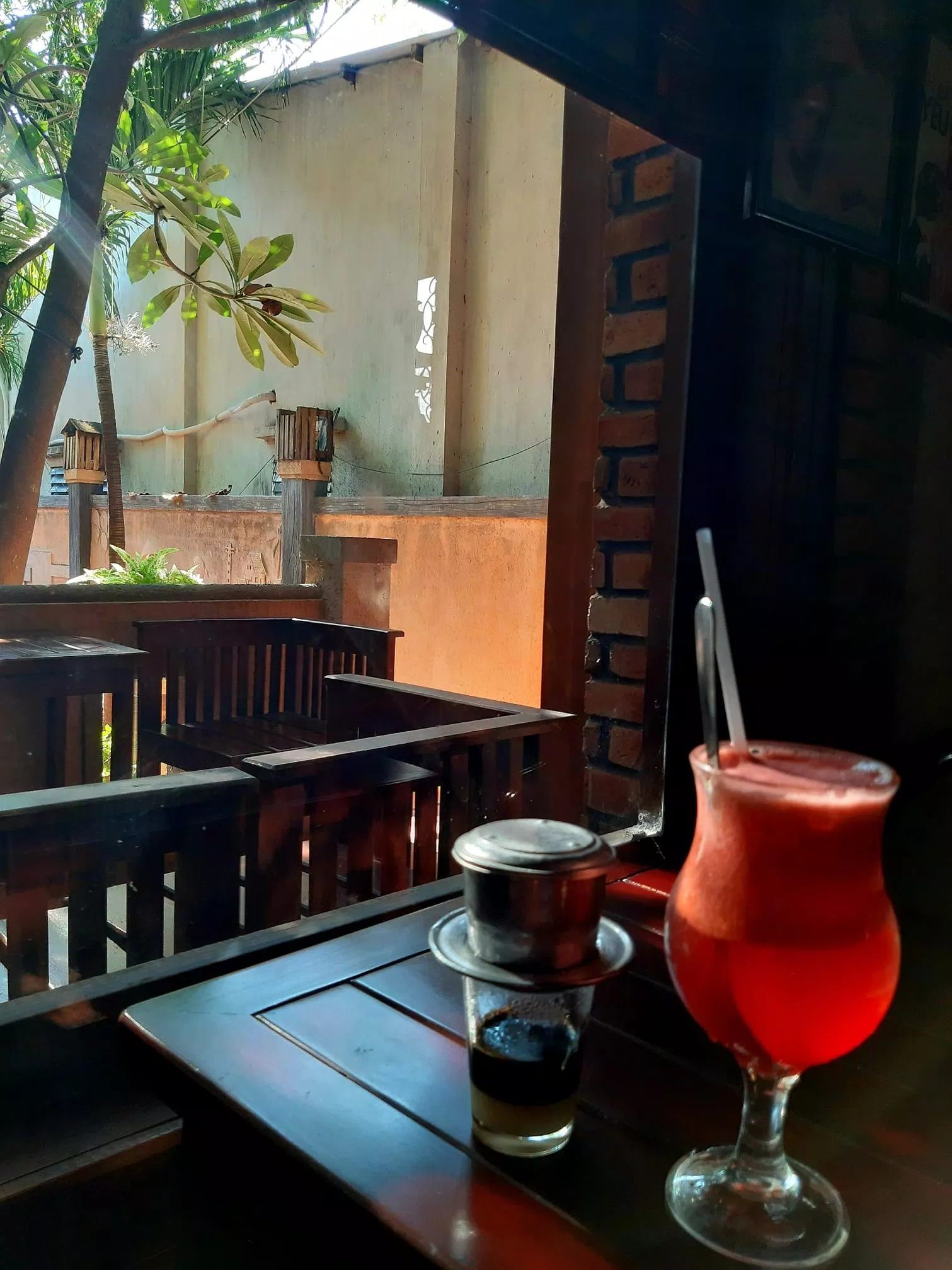 Top 20 quán cafe Vũng Tàu đẹp ấn tượng cho một buổi relax hết mình ẩm thực An Coffee Bean ấn tượng BlogAnChoi cà phê Cà phê Nét Xưa Cafe Art Mio Cafe Hải Đăng Xưa CARIBAN COFFEE Du lịch E COFFEE Gazebo hấp dẫn Havana Coffee Heli Coffee highlands coffee khám phá Lightroom Coffee NaLi Beach Ngọc Tước Book Cafe nổi tiếng PALMA the garden café quán cafe quán cafe Vũng Tàu quán ngon She s Coffee SOHO Coffee The Coffee House thiết kế thông tin thú vị Top 10 Top 15 Top 20 Ừ Coffee More Việt Nam Vũng Tàu Yuta Cafe