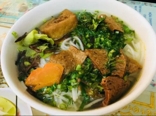 Quán Cơm Chay Biển Tình Thương. (Nguồn ảnh: Internet)