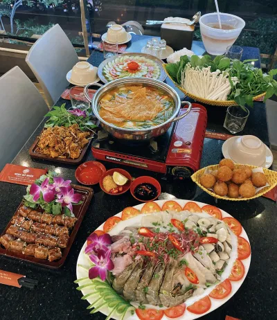 Nhà Hàng Ngọc Mỹ Nhân