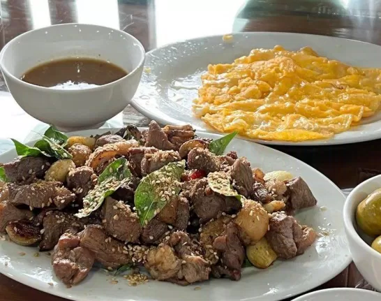 Nhà Hàng Tụng Dung
