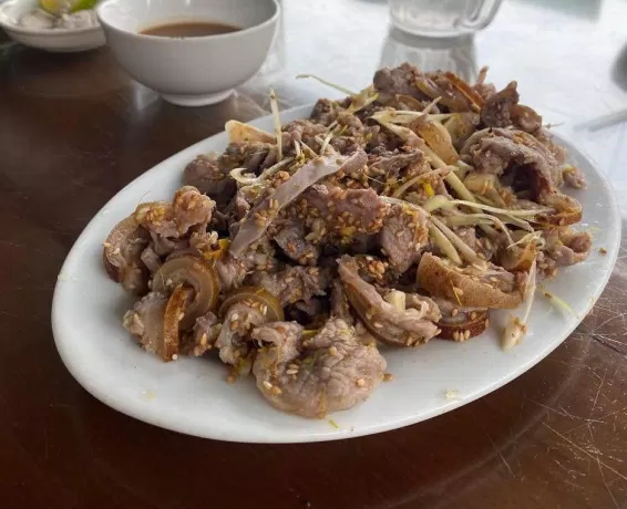 Nhà Hàng Tụng Dung