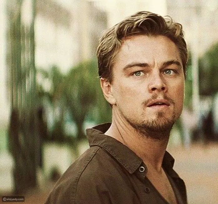 Leonardo DiCaprio xuất sắc trong vai một tay buôn vũ khí và lính đánh thuê người Rhodesian