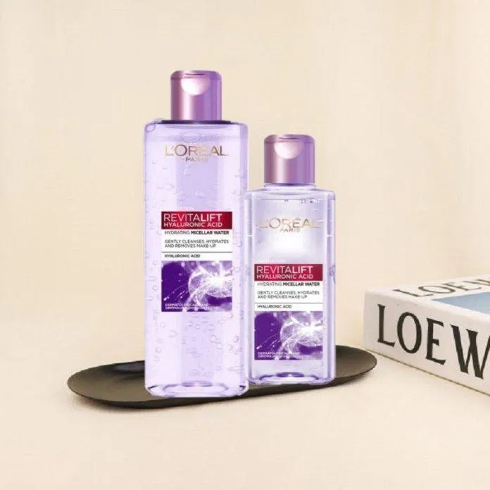 Review nước tẩy trang LOréal Paris Revitalift Hyaluronic Acid Hydrating Micellar Water: Làm sạch dịu nhẹ, cấp ẩm sâu, lành tính với làn da bao bì beauty blogger cấp ẩm Cấp ẩm sâu cháy hàng công dụng công nghệ dịu nhẹ giá bao nhiêu hãng mỹ phẩm Loreal Paris hyaluronic acid Khách hàng L Oreal Paris 3in1 Revitalift Make Up Remover L oreal Revitalift Hyaluronic Acid Hydrating Micellar Water làm sạch Làm sạch dịu nhẹ làn da lành tính Micellar Water mỹ phẩm nhược điểm nước tẩy trang review review nước tẩy trang sản phẩm tẩy trang thành phần thiết kế thương hiệu