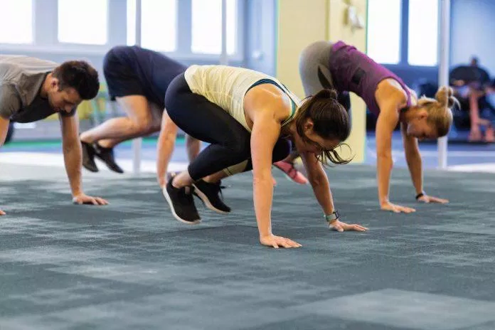 Bài tập Burpee (Nguồn ảnh: Internet) Bài tập Burpee (Nguồn ảnh: Internet)