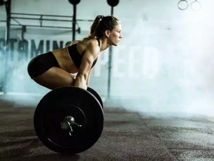 Bài tập Deadlift (Ảnh: Internet) Bài tập Deadlift (Ảnh: Internet)