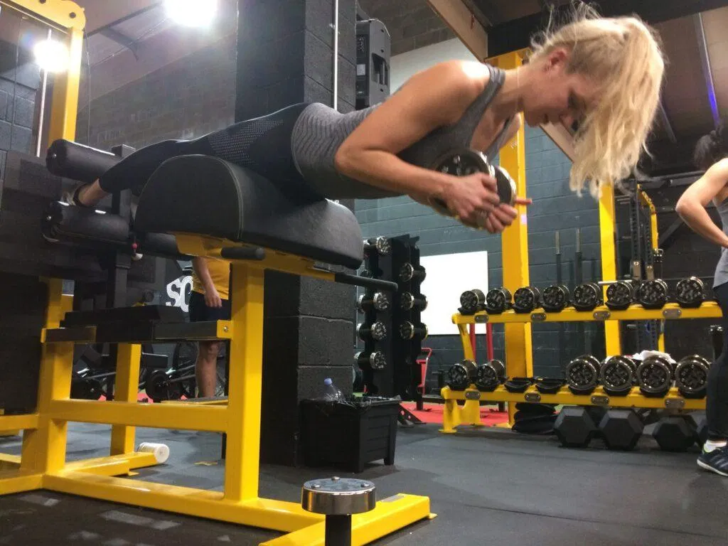 Bài tập Back extensions (Ảnh: Internet) Bài tập Back extensions (Ảnh: Internet)