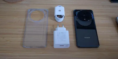 Mở hộp điện thoại Honor Magic5 Pro (Ảnh: Internet) Mở hộp điện thoại Honor Magic5 Pro (Ảnh: Internet)