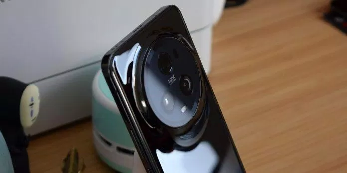 Cụm camera ở mặt sau của điện thoại (Ảnh: Internet) Cụm camera ở mặt sau của điện thoại (Ảnh: Internet)