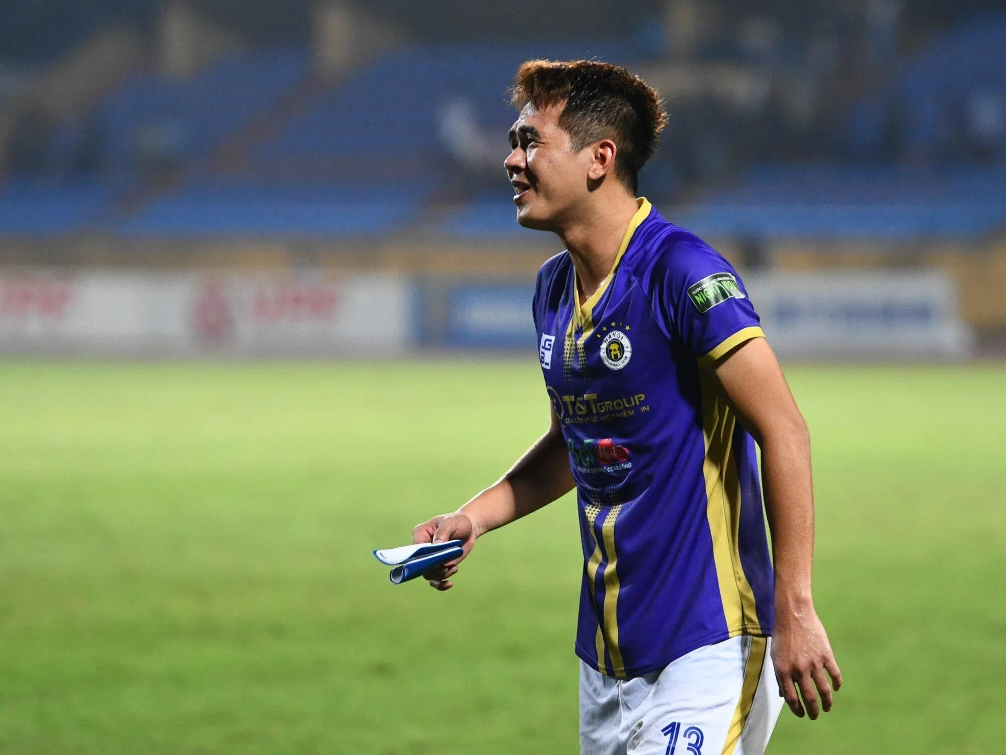 CLB Hải Phòng muốn chiêu mộ Trần Văn Kiên của Hà Nội FC (Ảnh: Internet) CLB Hải Phòng muốn chiêu mộ Trần Văn Kiên của Hà Nội FC (Ảnh: Internet)