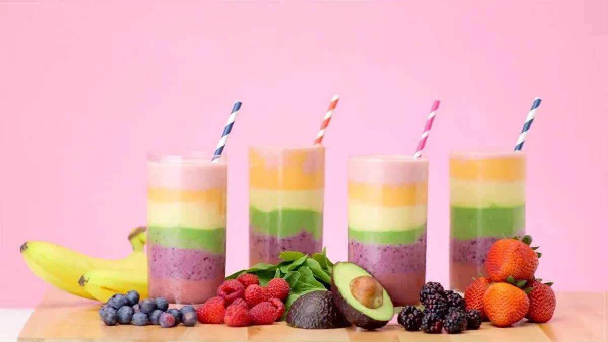 Hạn chế uống sinh tố chứa nhiều đường (Nguồn: Internet) Hạn chế uống sinh tố chứa nhiều đường (Nguồn: Internet)