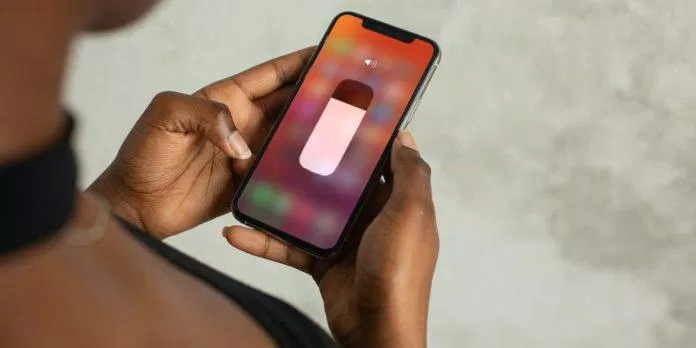 Loa bị nghẹt có thể là dấu hiệu iPhone bị ngấm nước (Ảnh: Internet) Loa bị nghẹt có thể là dấu hiệu iPhone bị ngấm nước (Ảnh: Internet)