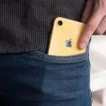 iPhone có thể tự mở khóa ngẫu nhiên khi nằm trong túi (Ảnh: Internet)