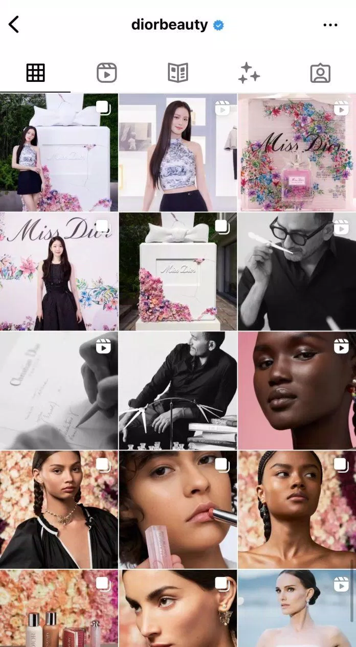 Hành động "xoa dịu" của DIOR BEAUTY trước sức ép của các fan BlackPink? (Ảnh: Internet)