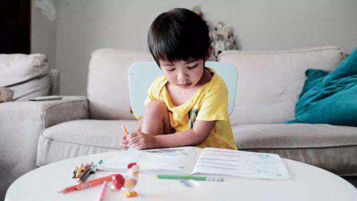 Kỹ năng cho trẻ 3 tuổi: Giáo dục các quy tắc, chuẩn mực xã hội