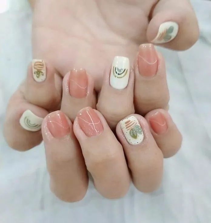 Mẫu nail đẹp 2023 cho mùa hè rực rỡ đầy hứng khởi (Ảnh: Internet)