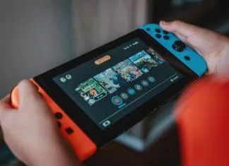 Nintendo Switch có thiết kế độc đáo (Ảnh: Internet)