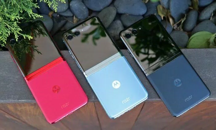 Motorola Razr+ có 3 màu (Ảnh: Internet)